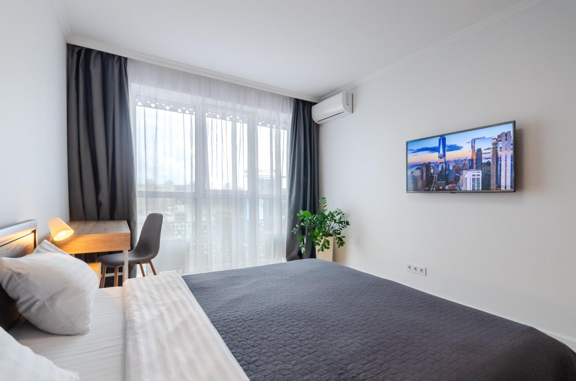 Petrovdom 7-27 In Rc Kvartet Cozy Apartment Nearby With Central Railway Station Kiev Exterior foto